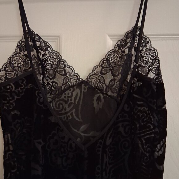Frederick's of Hollywood Women's M Black Burnout Velvet Lace Y2K Mini Chemise - Picture 4 of 15